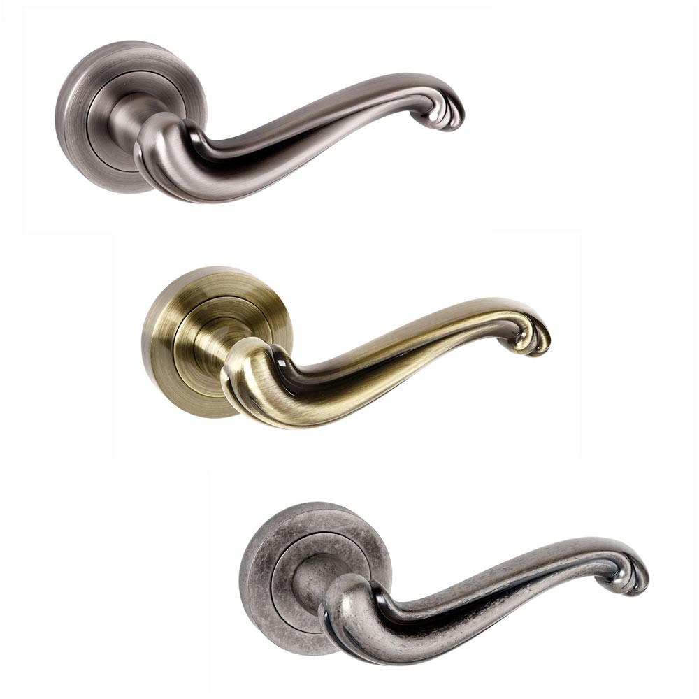 Atlantic Old English Colchester Lever on Round Rose