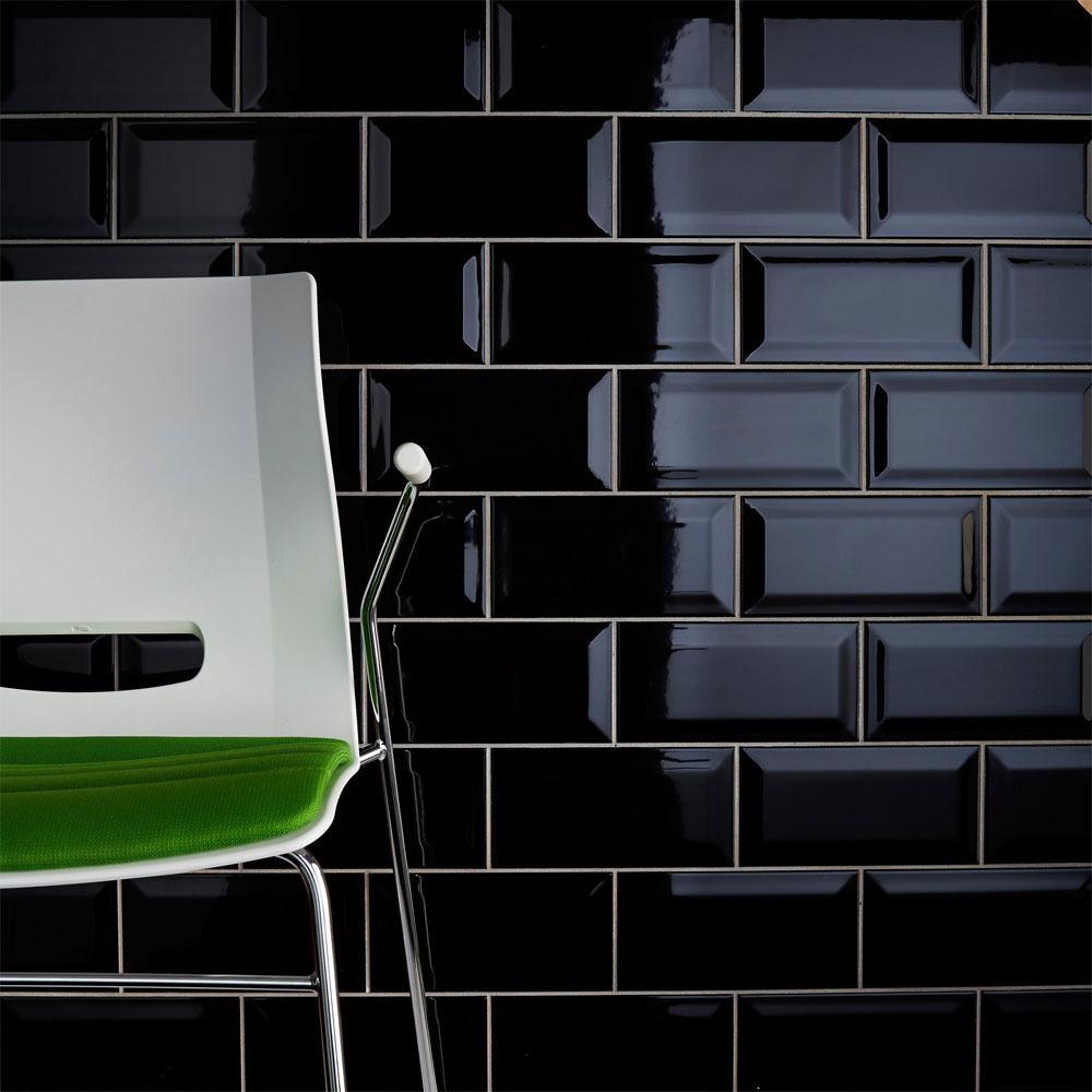 Bevelled Black Gloss Glazed Ceramic Wall Tile - 200mm x 100mm