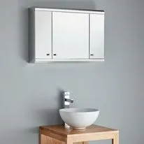 Biscay 650mm x 450mm Medium Sized Triple Door Bathroom Mirror Cabinet