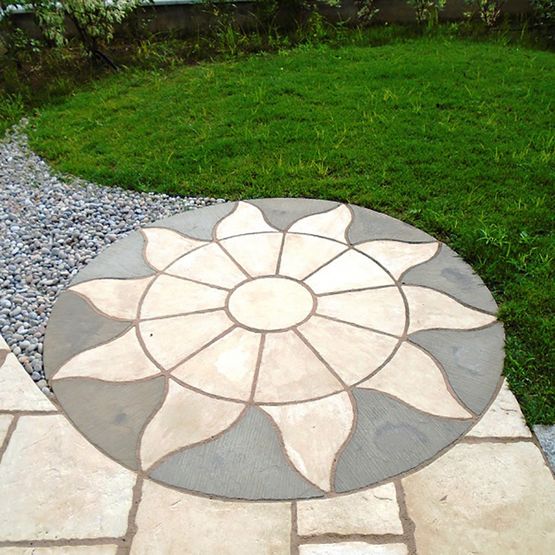 Bowland Stone Aurora Circle Patio Kit - 1.8m Diameter | Landscaping ...