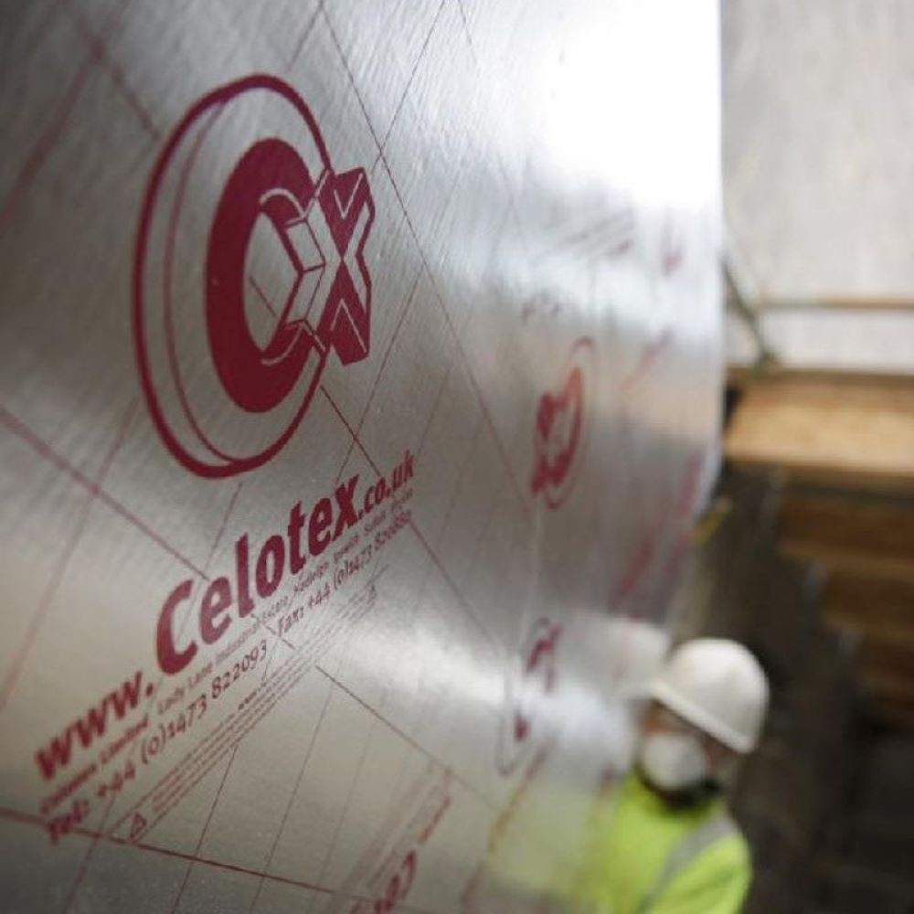 celotex_xr4165_g_p_pir_insulation_board_2400_x_1200_x_165_lifestyle_2