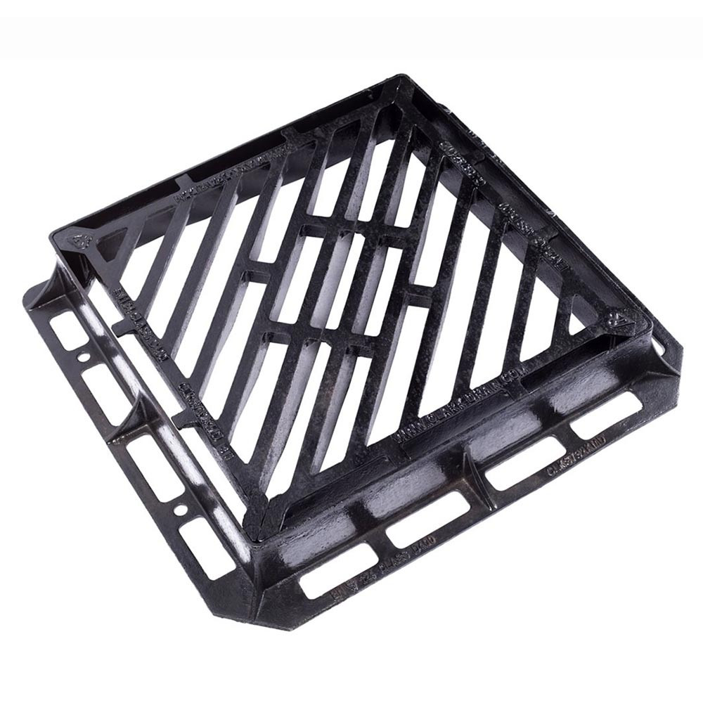 Clark Drain D400 Class Cast Iron Manhole Cover and Frame - 600mm x 600mm x 100mm