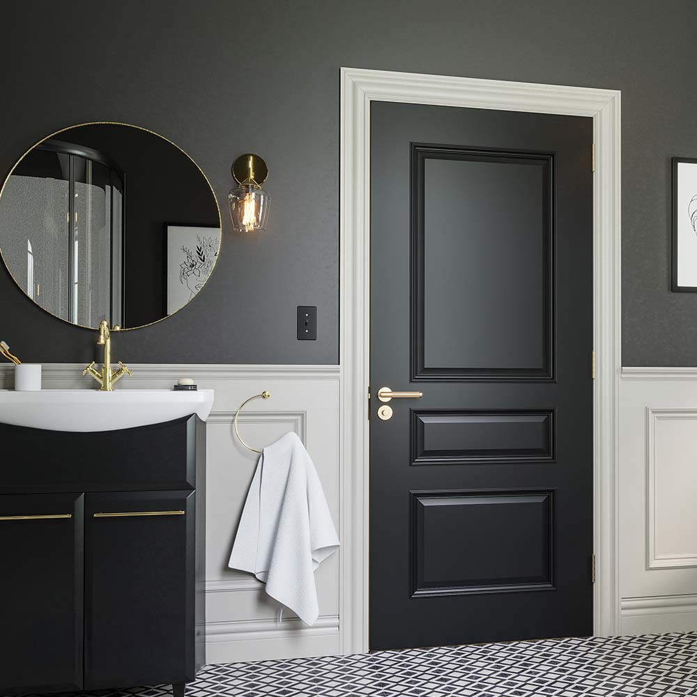 deanta_windsor_3_panel_black_fully_finished_internal_door_lifestyle