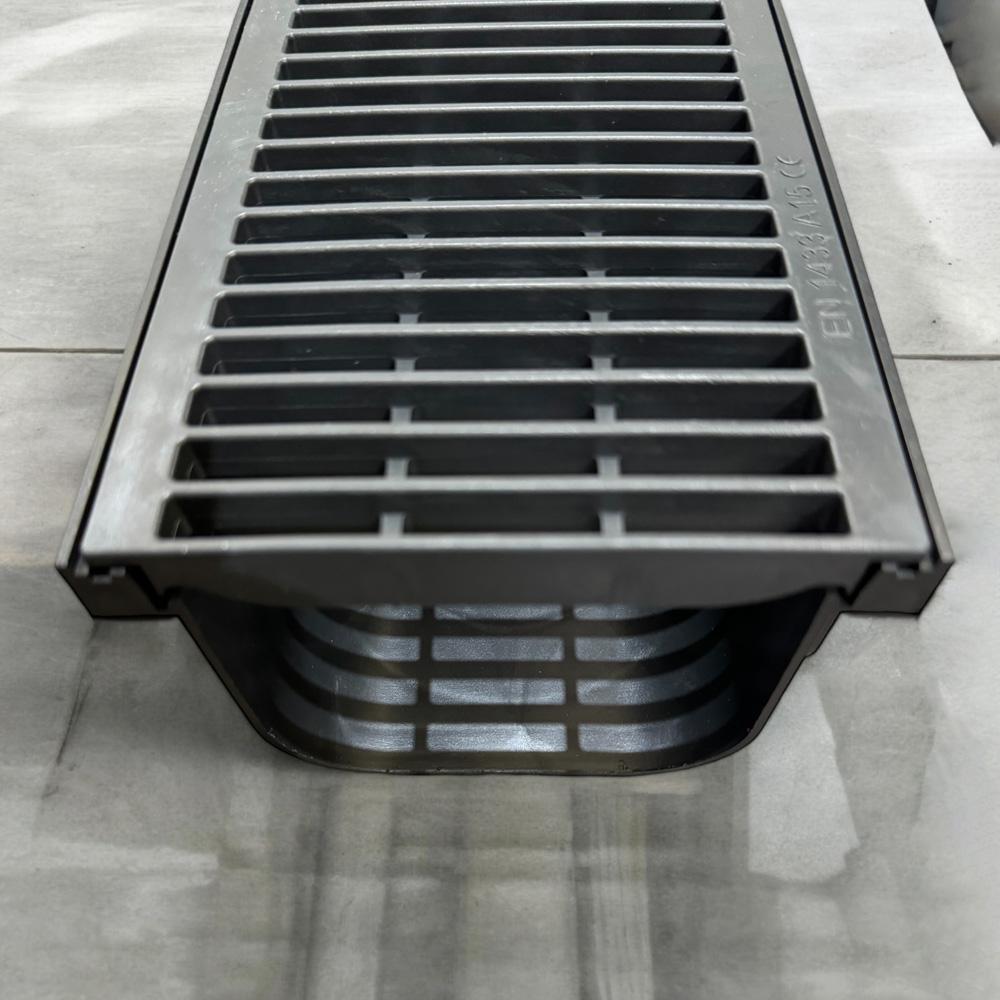 dekdrain_vela_a15_plastic_channel_drain_with_plastic_heel_grating_vl84_1m_length_secondary