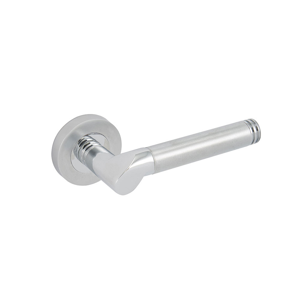 Eclipse Como Insignia Dual Finish Lever On Rose Chrome/Satin 