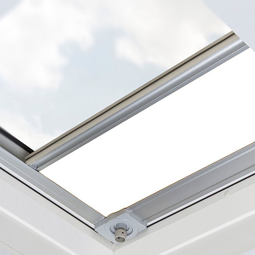 Fakro ARF/D II 05/255 Z-Wave Electric Blackout Blind - White