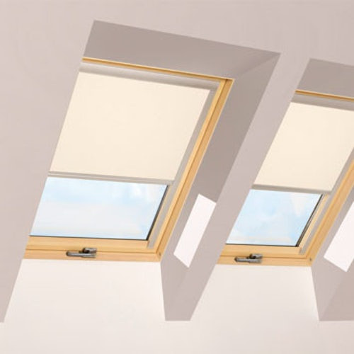 ARF II/10 FAKRO Blackout Blind in Off White - 114cm x 118cm