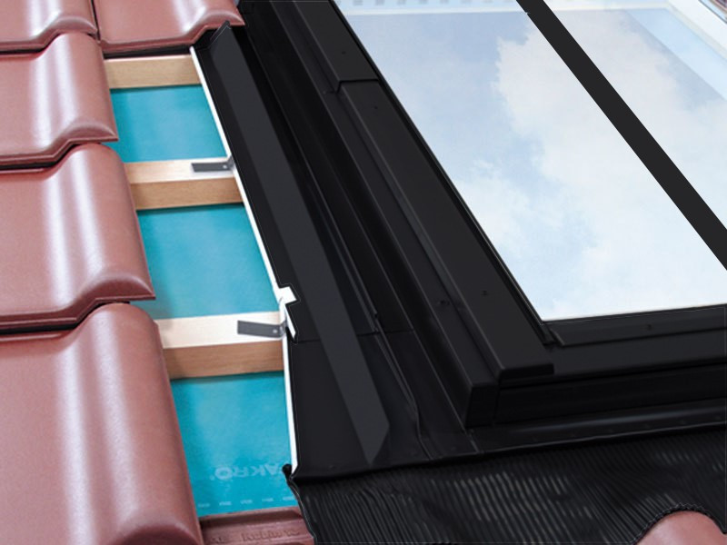FAKRO EZV-A/C/16 Conservation Flashing For Up To 45mm Interlocking Tiles - 55cm x 118cm 