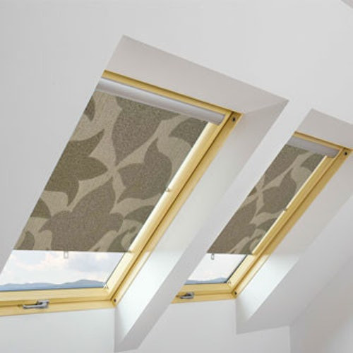 ARS II/11 FAKRO Roller Blind in Brown Tulip - 114cm x 140cm
