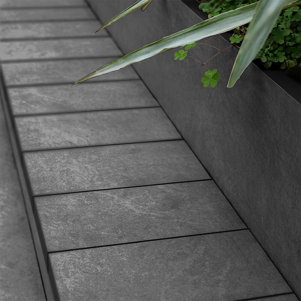 Global Stone Porcelain Setts Black 100mm x 200mm x 20mm - 0.48m2 Pack