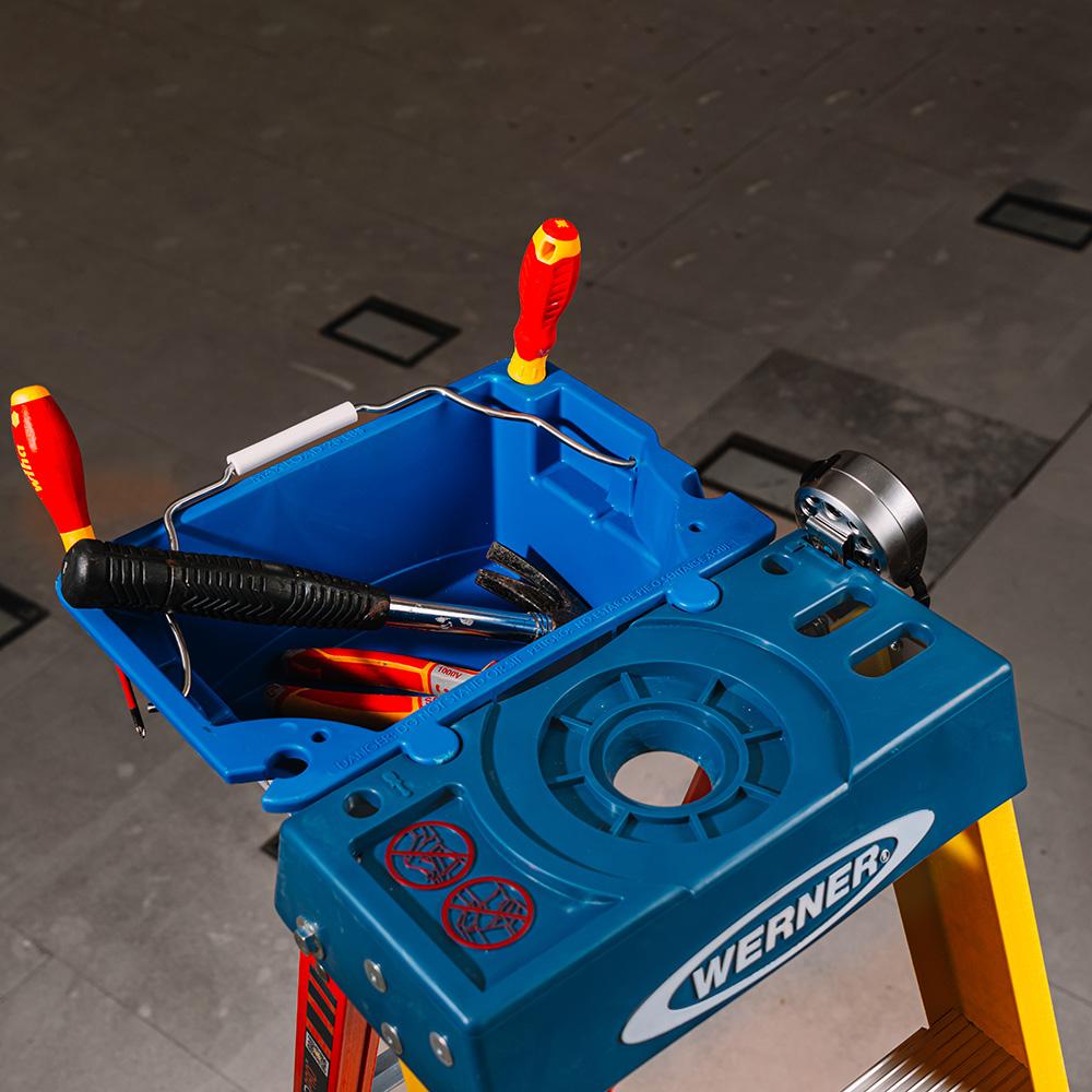 job_bucket_and_tools_available_seperately_2