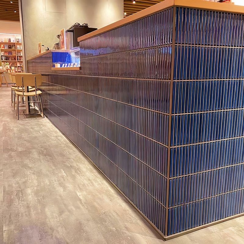 kit_kat_royal_blue_gloss_mosaic_ceramic_tile_lifestyle_2