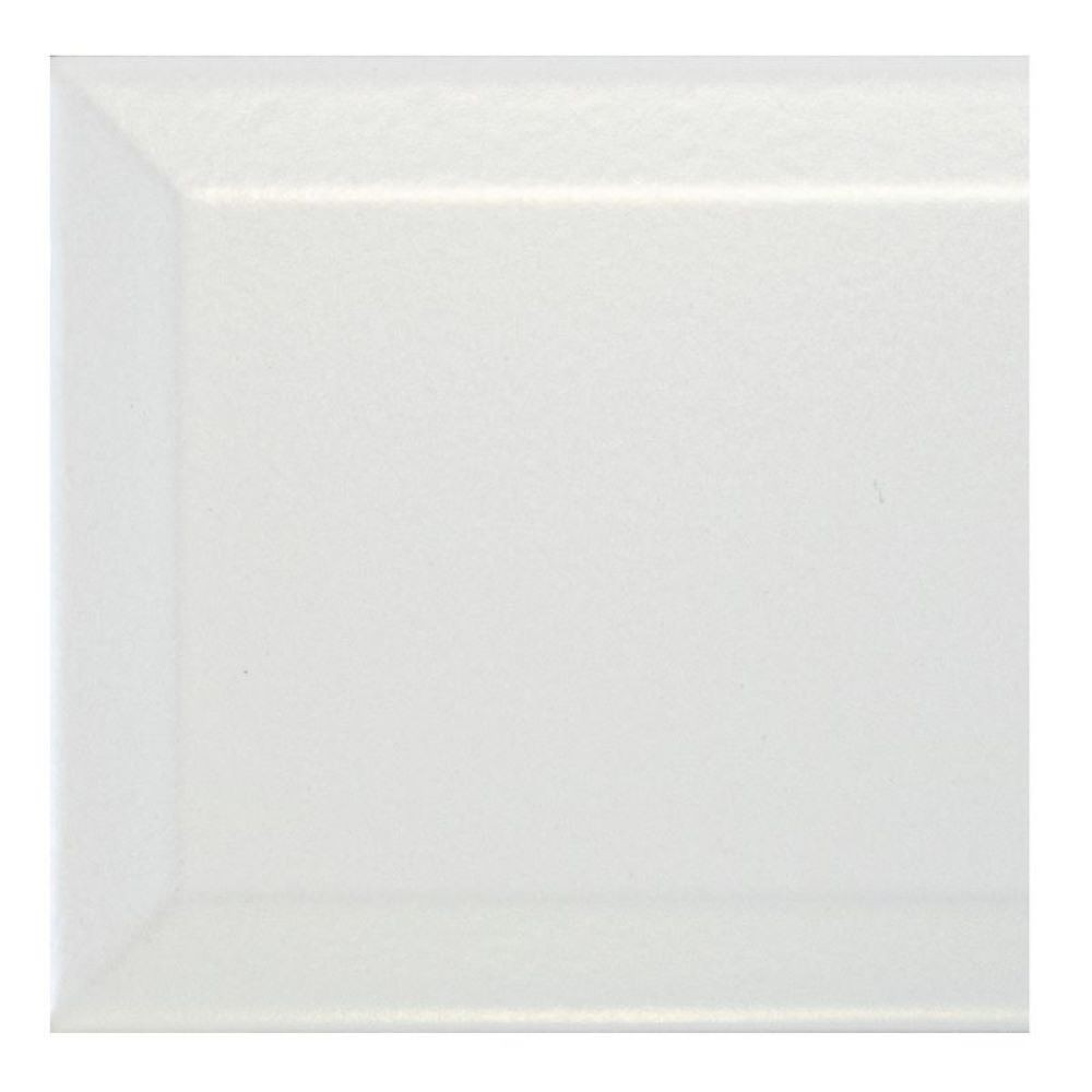 metro_underground_bevelled_matt_white_ceramic_wall_tile100mm_x_200mm_close_up