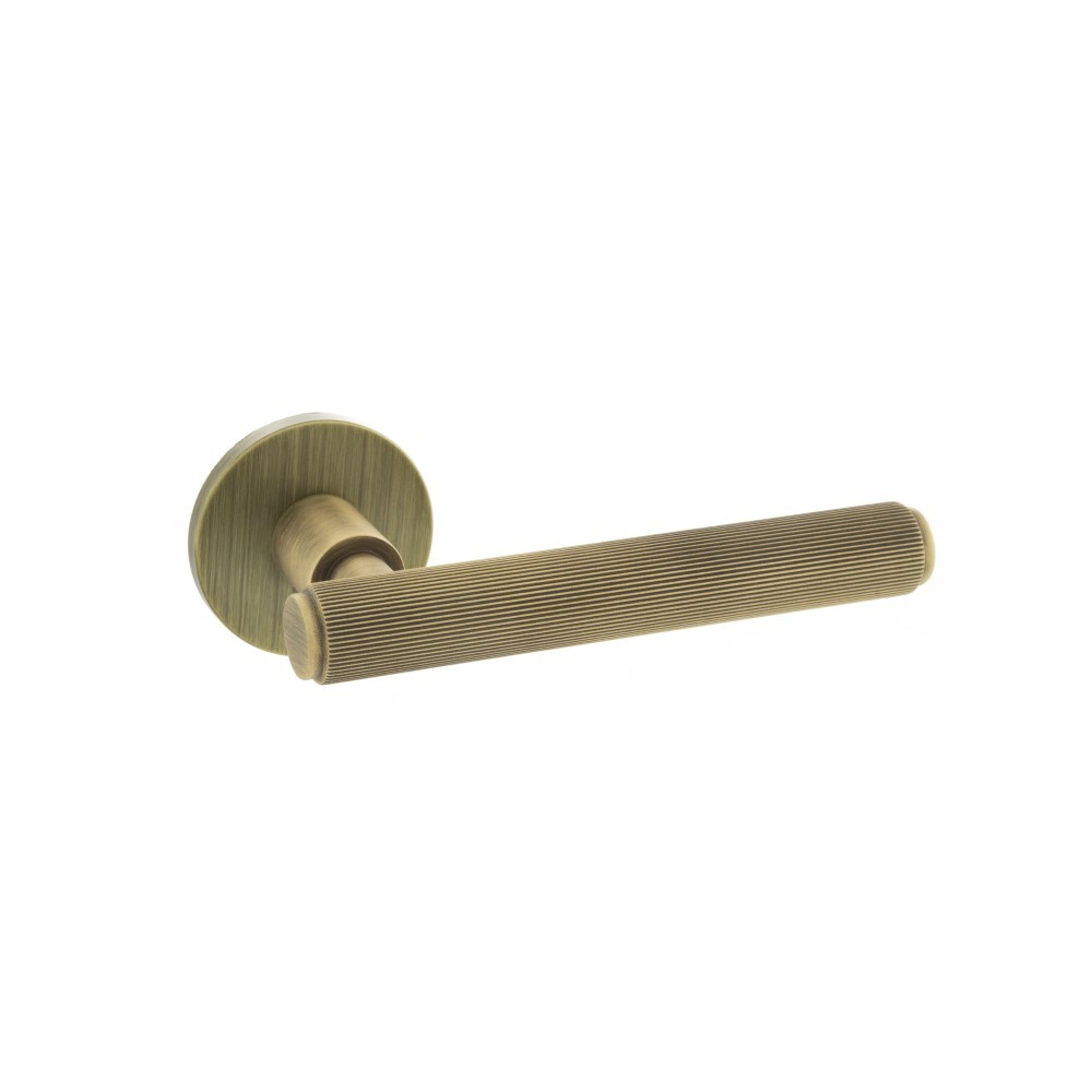 Millhouse Brass Stephenson Knurled Lever on 5mm Slimline Rose Door Handle