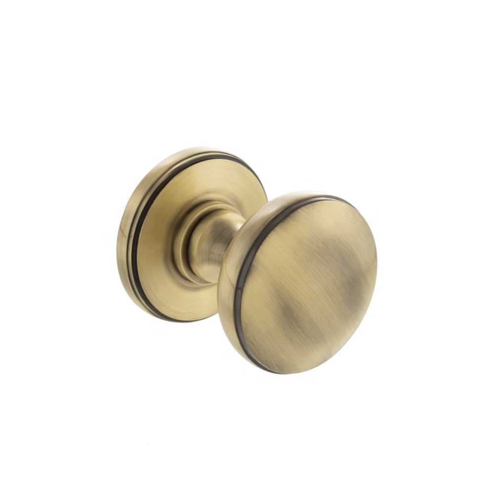 Millhouse_Brass_Edison_Solid_Brass_Domed_Mortice_Knob_on_Concealed_Fix_Rose Antique Brass
