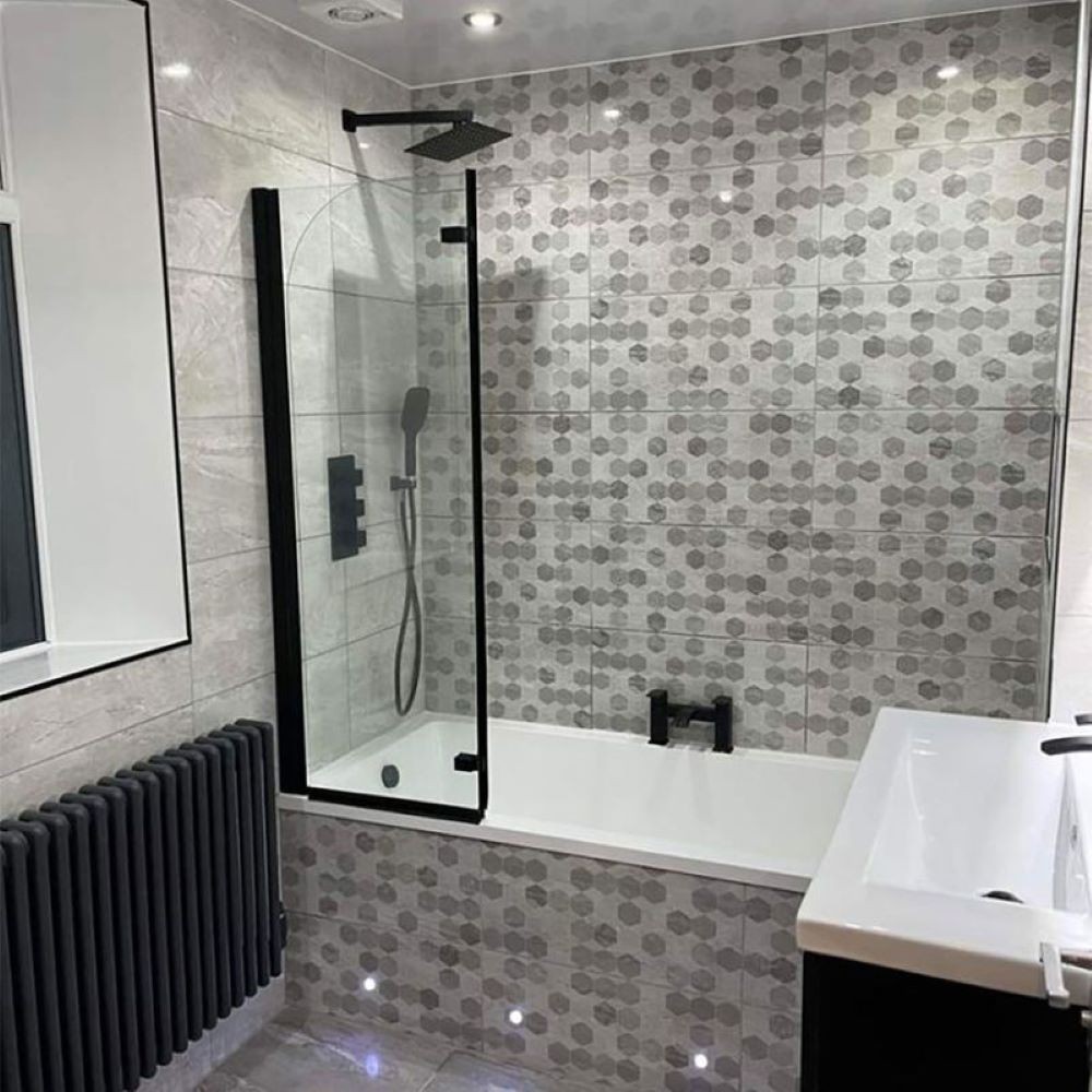 salerno_grey_gloss_hexag_decor_ceramic_wall_tile_lifestyle_2