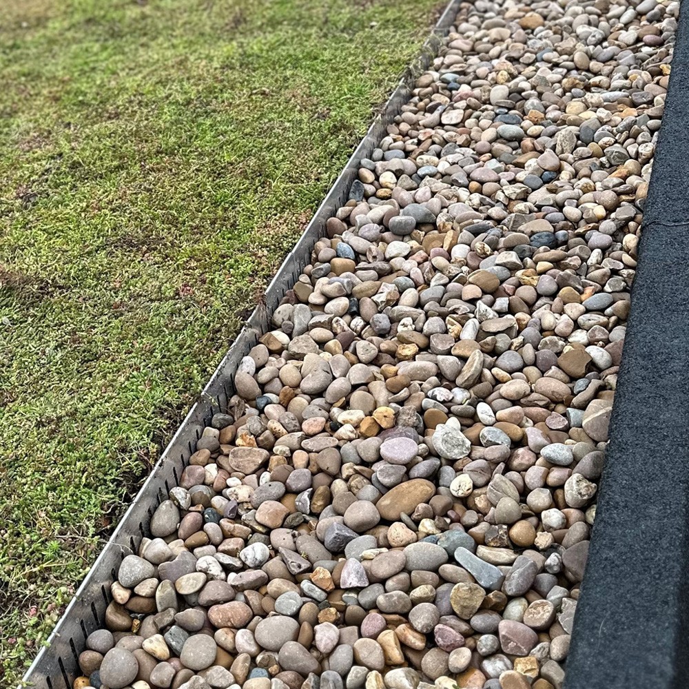 sky_garden_aluminium_retention_trim_lifestyle_2