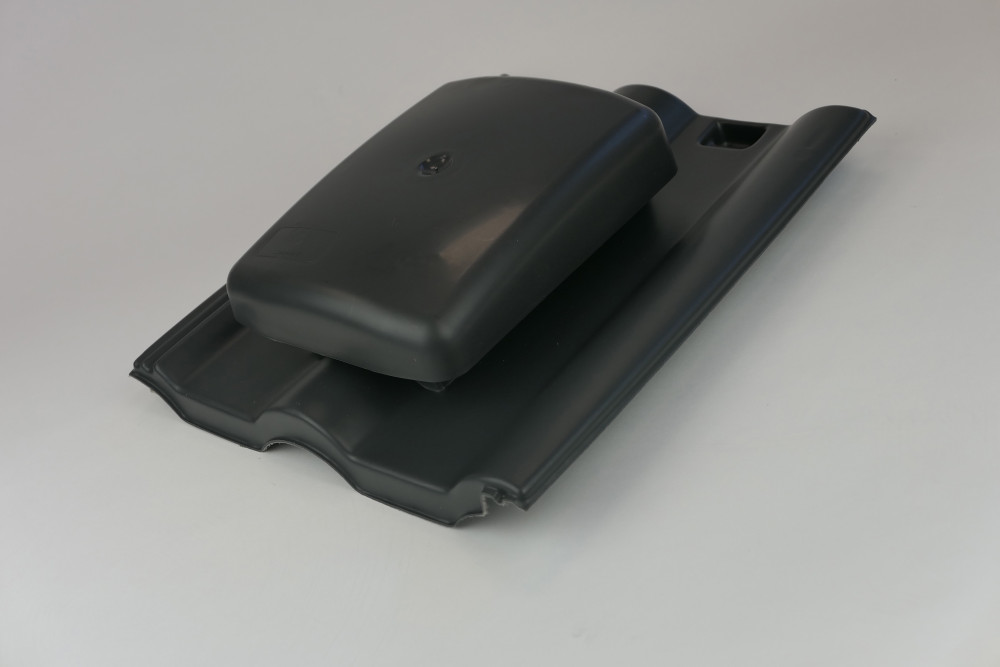 Ubbink UB19 Hooded Tile Vent Caledonian in Anthracite - 420mm x 382mm