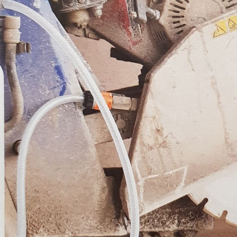 v_tuf_professional_12l_dust_supression_tank_lifestyle