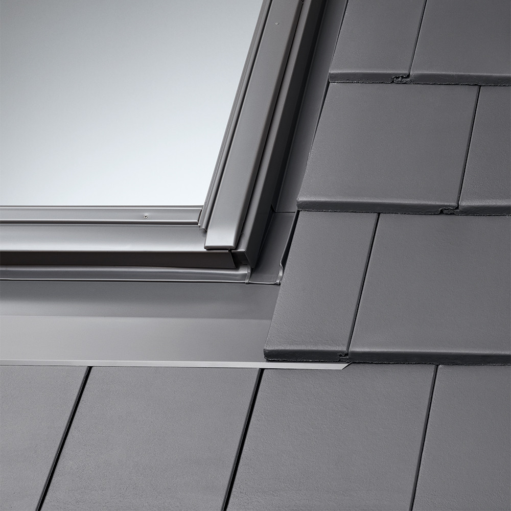 VELUX EDT 1000 Single Flat Tile Flashing with BFX Underfelt Collar