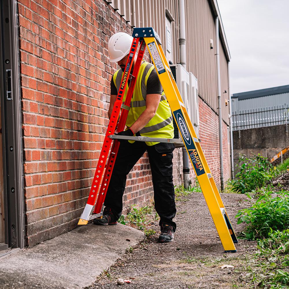 werner_6_tread_adjustastep_pro_fibreglass_stepladder_slope