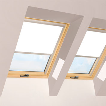 ARF II/03 Fakro Blackout Blind 66cm x 98cm - 255 White