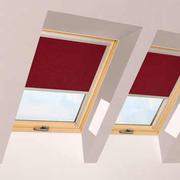 ARF II/07 Fakro Blackout Blind 78cm x 140cm - 056 Burgundy