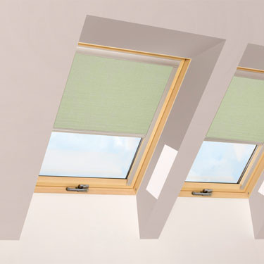 ARF II/04 FAKRO Blackout Blind in Pale Green - 66cm x 118cm