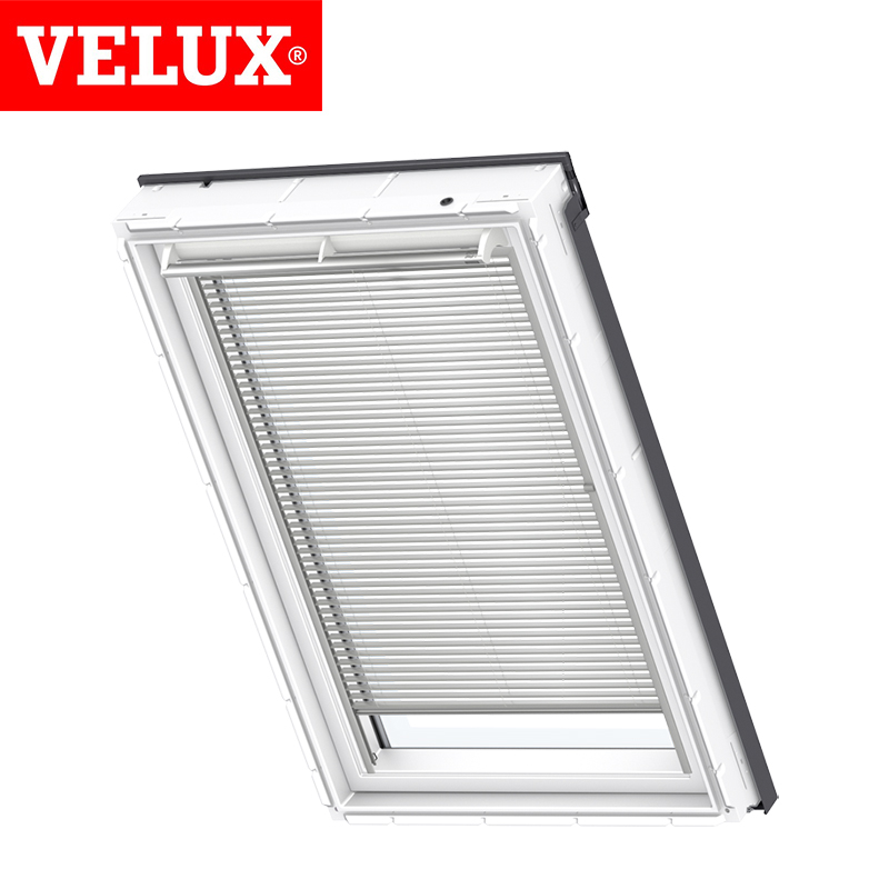 velux-venetian-blind-in-white