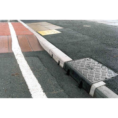 ACO KerbDrain HB255 Half Battered Left Hand Drop Kerb - 1000mm ...