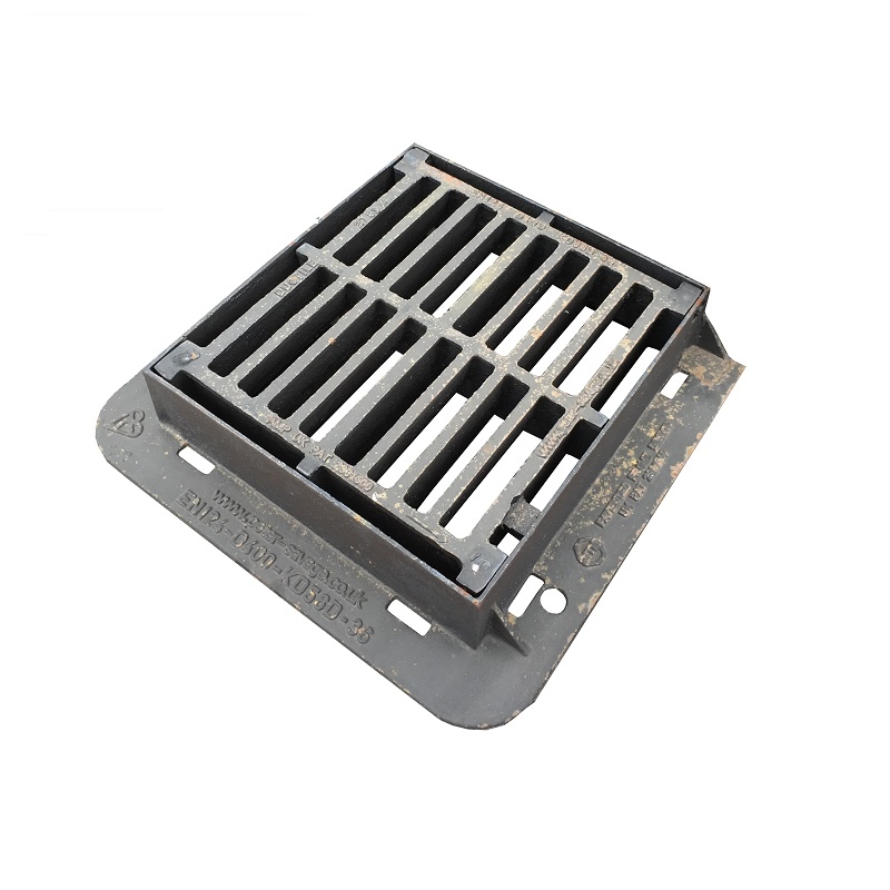 EJ Cast Iron Straight Bar Kerb Hinged Gully Grating D400 -  440mm x 400mm