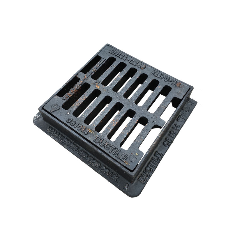 EJ Heavy Duty Hinged Flat Top Yard Gully Grating C250  - 225mm x 225mm
