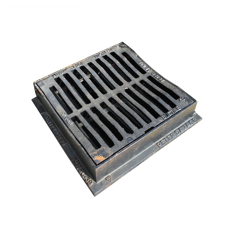 EJ Heavy Duty Hinged Dished Yard Gully Grating C250 - 325mm x 325mm