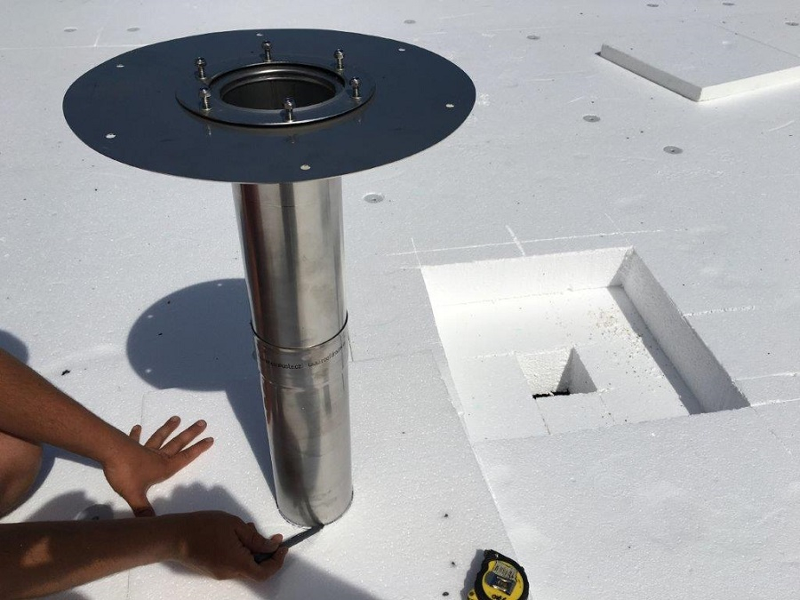 DS System 100mm Vertical Roof Drain & Dome Strainer Drainage Superstore®