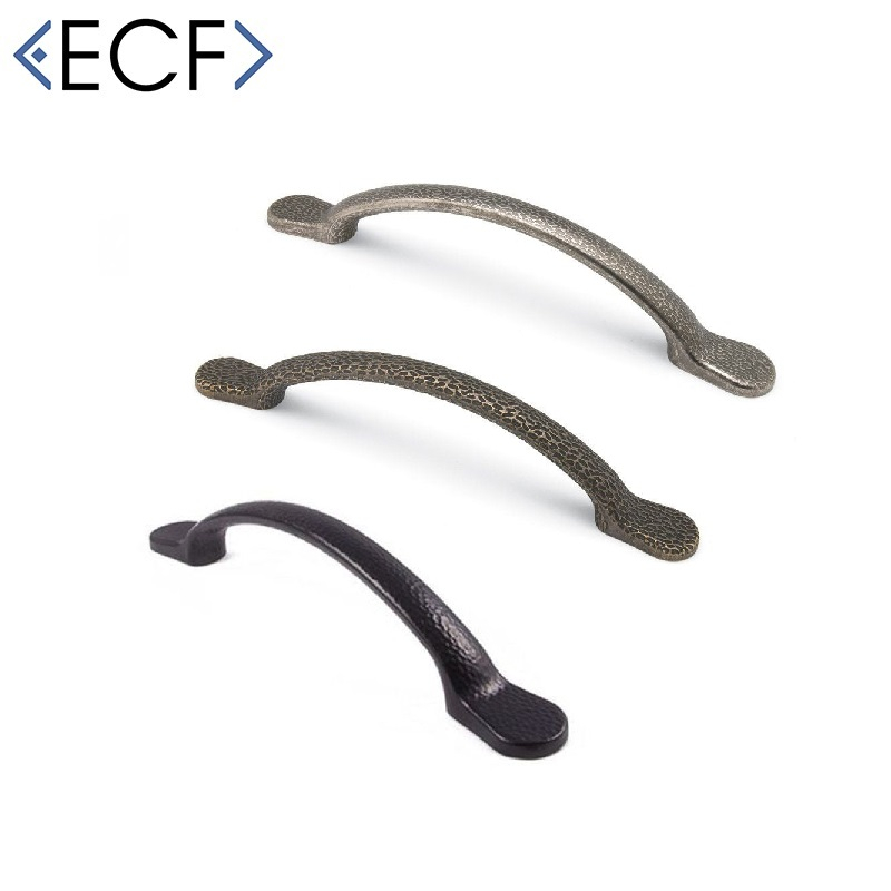 East Coast HAMMERED Antique D Style Cupboard Door and Drawer Pull Handle (Black) (96mm)