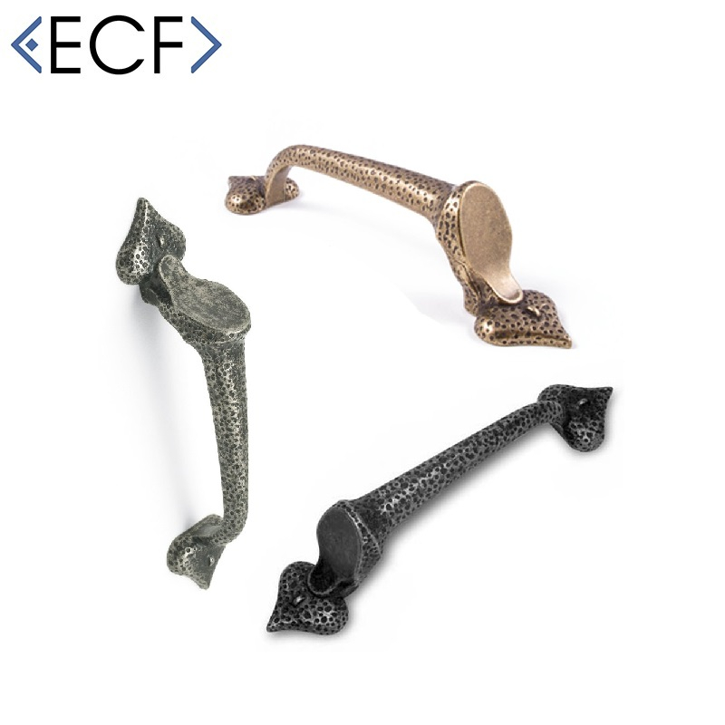 East Coast Valentino Latch D Pull Handle 96mm Antique