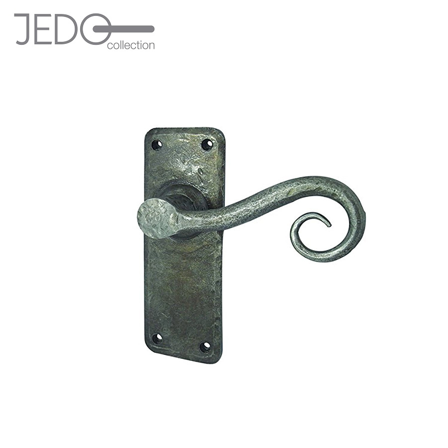 chester-hand-forged-lever-on-back-plate